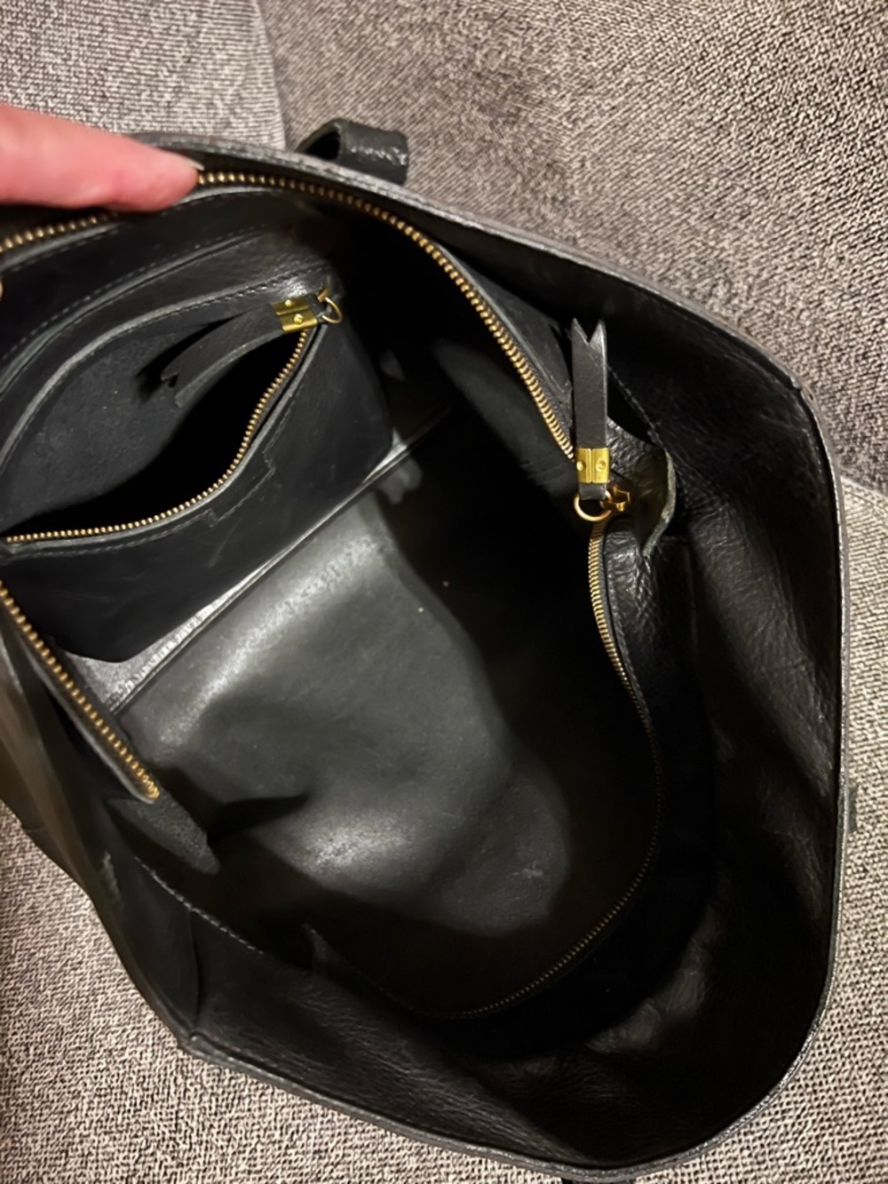 Madewell black leather tote, wallet, and key fob set

 $266 value - Picture 2 of 16